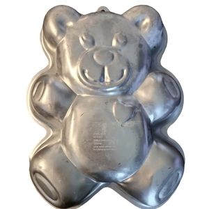 Vintage Wilton Teddy Bear Aluminum Cake Pan